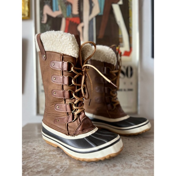 Portland Boot Co. Water Resistant Duck Boots Sz. Ladies 6 - Picture 1 of 4